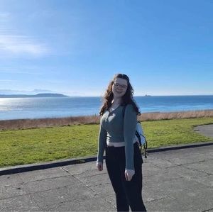 Meet your Posher, Rachel